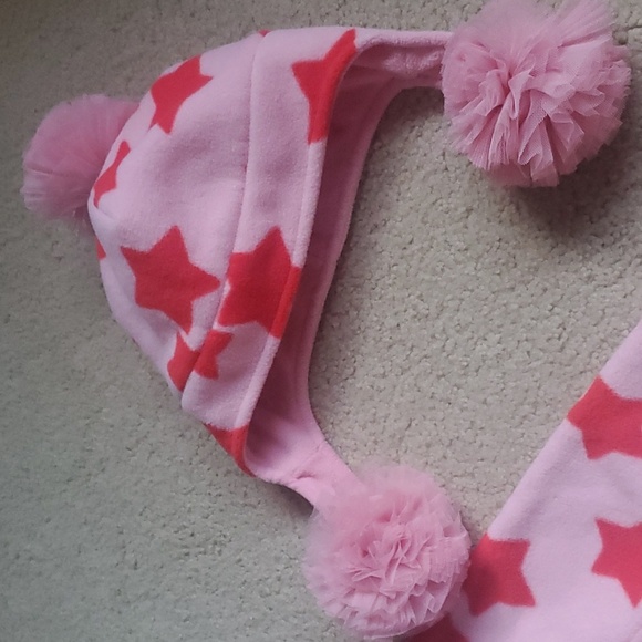 NEW GAP KIDS soft warm fleece 2-piece set hat scarf pink red star pompoms S/M - Picture 3 of 10